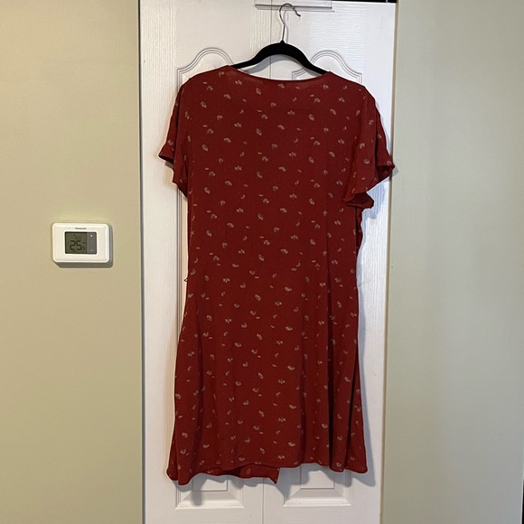 AEO Red Dress with Front Buttons - Picture 5 of 6